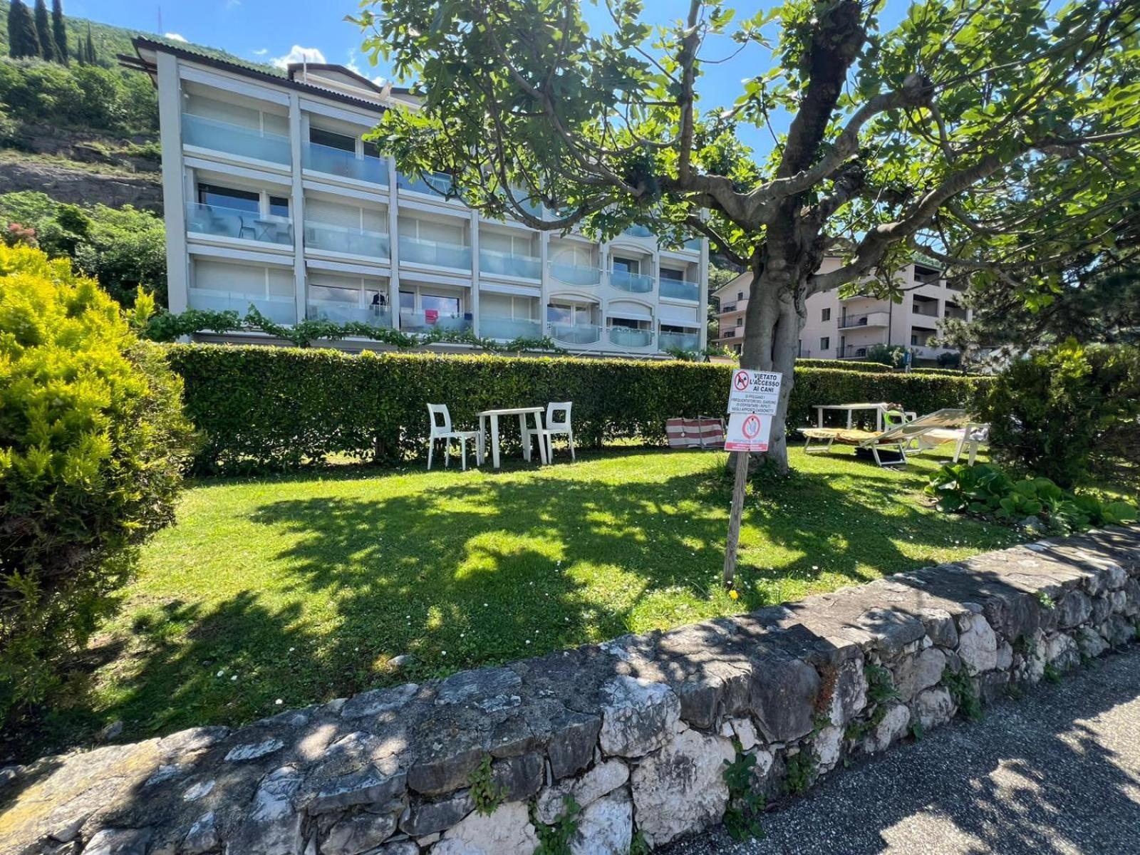Val Di Sogno Grand View Apartment Malcesine Exterior photo
