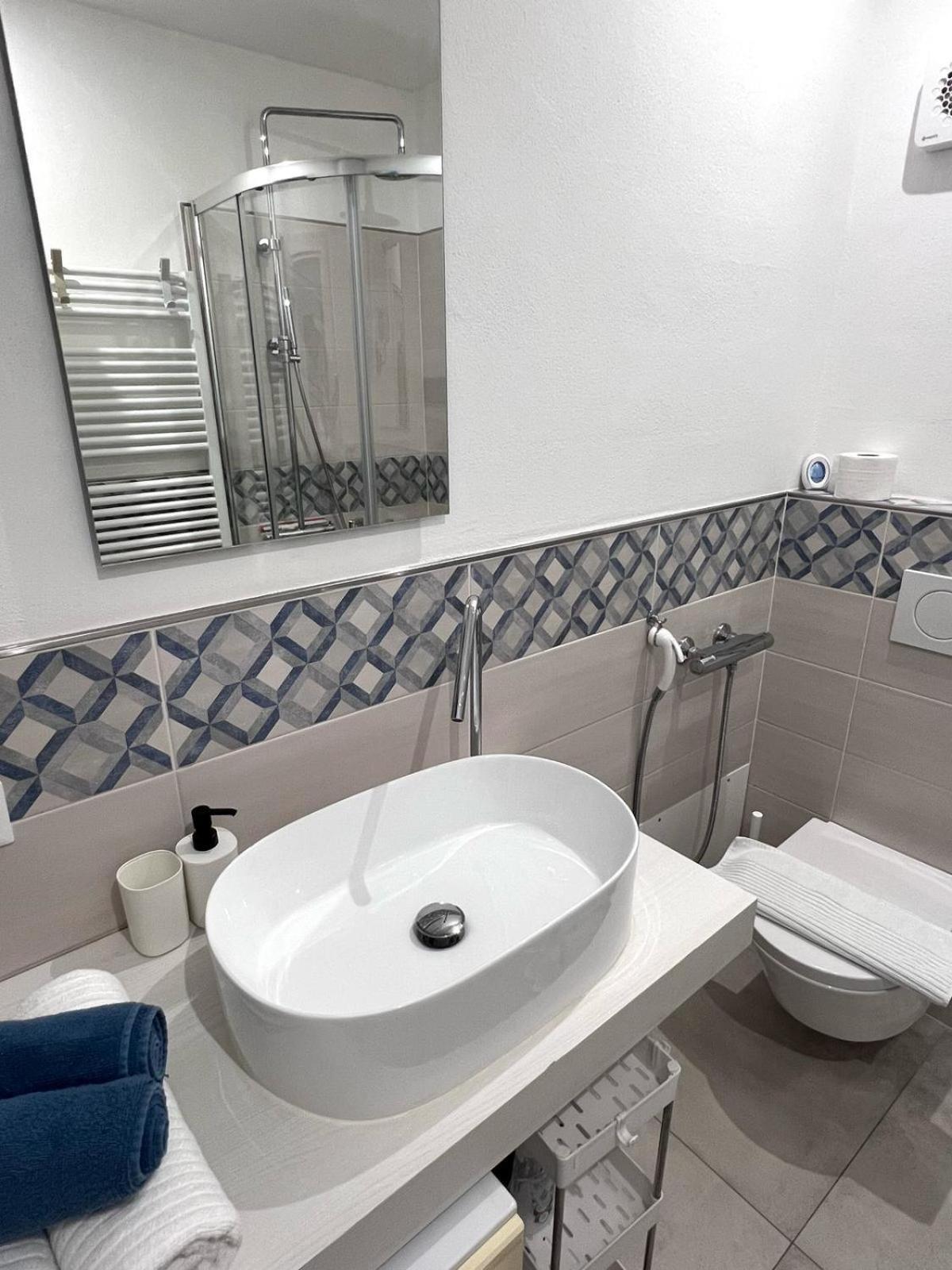Val Di Sogno Grand View Apartment Malcesine Exterior photo