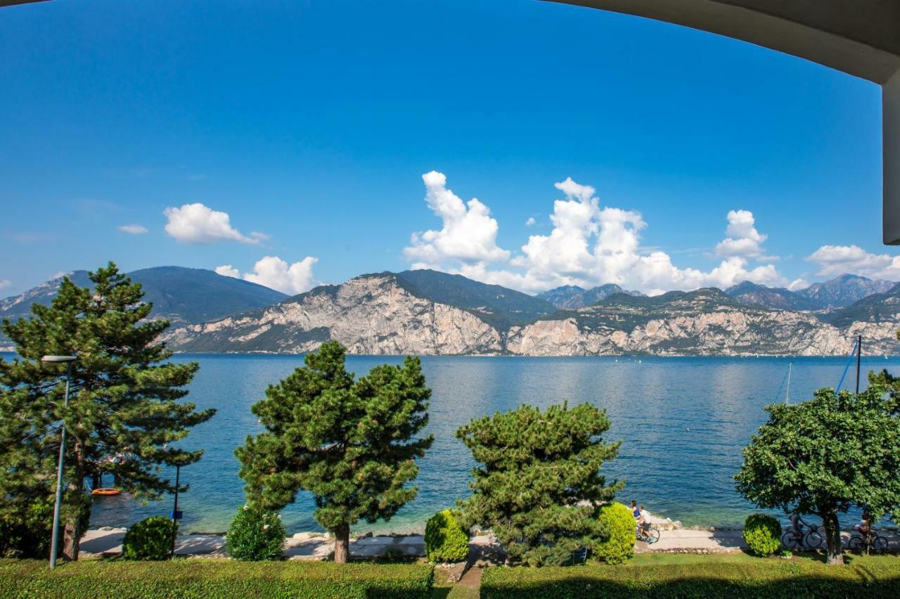 Val Di Sogno Grand View Apartment Malcesine Exterior photo